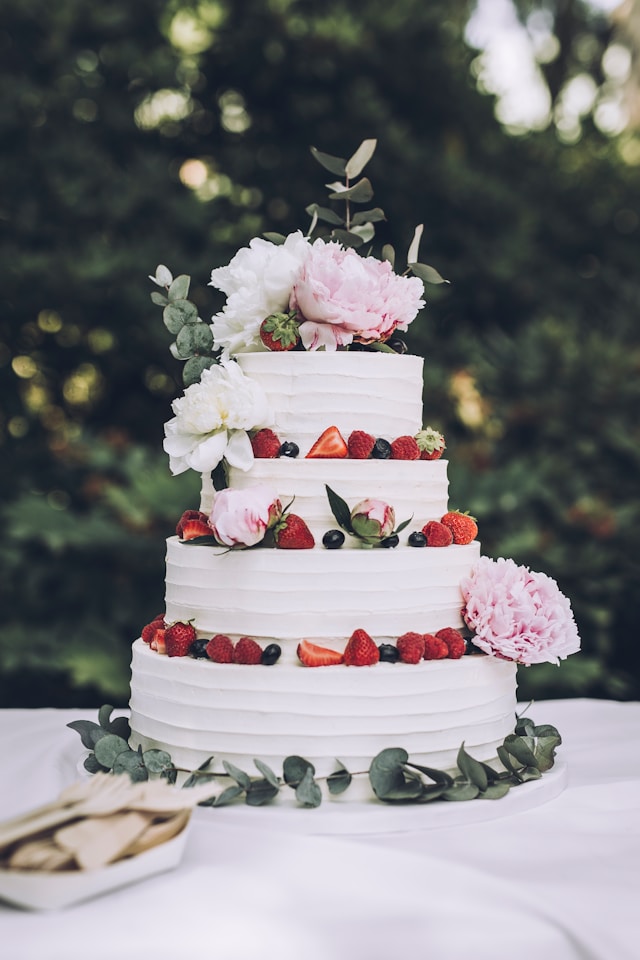 Wedding Cakes in Singapore The Elegant Cake Trends Couples Are Choosing Today