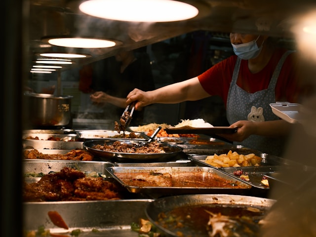 Singapore Dining Shifts: What hkstreetrestaurant.com.sg Signals